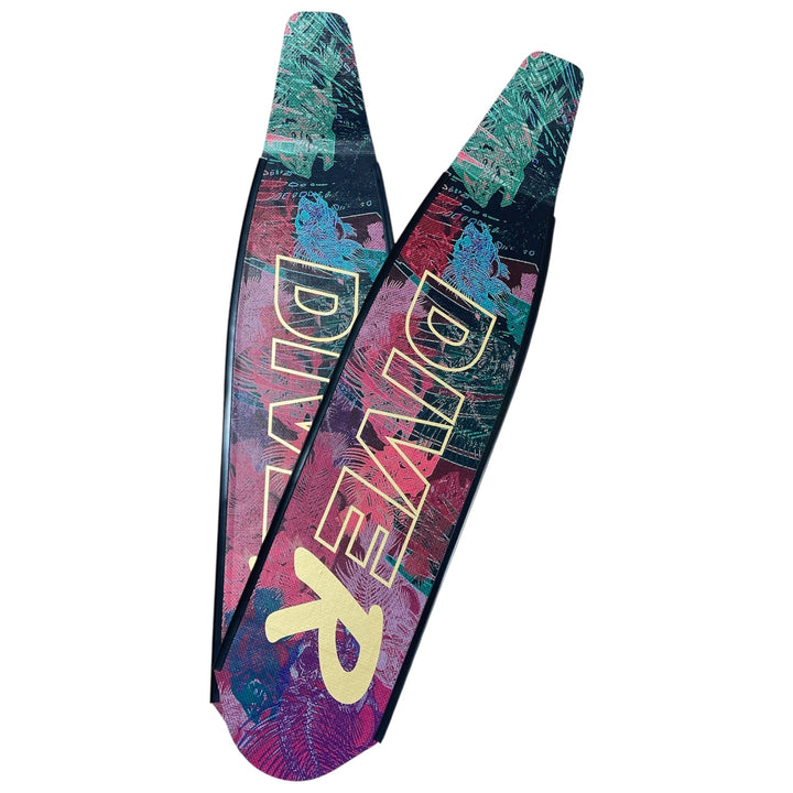 Blue Bone - By Naomi Gittoes - Ocean Universal